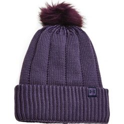 Czapka Under Armour Around Town CGI Beanie. Fioletowe czapki damskie Under Armour, bez wzorów. Za 49.90 zł.
