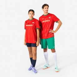 Koszulka piłkarska Węgry 2026 dla kibiców. Czerwone bluzki damskie KIPSTA, xl, bez wzorów, z materiału, sportowe, bez kołnierzyka, bez ramiączek. Za 44.99 zł.