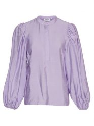 MOSS COPENHAGEN Bluzka "Meredy" w kolorze fioletowym rozmiar: S. Różowe bluzki damskie Moss Copenhagen, s, bez wzorów, z wiskozy, bez kołnierzyka, bez ramiączek. Za 100.99 zł.