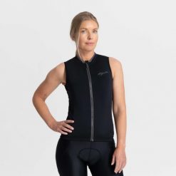 Koszulka rowerowa damska bez rękawów Rogelli Essential. Czarne koszulki damskie Rogelli, m, bez wzorów, bez kołnierzyka, bez ramiączek. Za 214.00 zł.