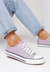 Fioletowe Trampki Jazlyn. Fioletowe trampki damskie Born2be, z aplikacjami, z kauczuku, przed kostkę, bez zapięcia. Za 54.99 zł.