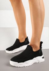 Czarne Wsuwane Buty Sportowe Sneakersy z Siateczki z Tłoczeniami Nusellia. Czarne obuwie sportowe casual damskie Born2be, z jeansu, bez zapięcia. Za 44.99 zł.