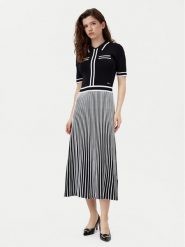 KARL LAGERFELD Sukienka dzianinowa A1W13026 Czarny Regular Fit. Czarne sukienki damskie KARL LAGERFELD, bez wzorów, z dzianiny, bez ramiączek. Za 819.99 zł.