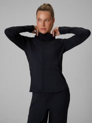 4F Bluza treningowa regular z kapturem damska - czarna XXL. Czarne bluzy damskie 4F, xxl, bez wzorów, z kapturem. Za 199.99 zł.