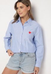 Jasnoniebieska Koszula o Kroju Oversize z Delikatne Paski z Haftem w Kształcie Serca Talaviela. Niebieskie koszule damskie Born2be, uniwersalny, bez wzorów, z jeansu, eleganckie, bez kołnierzyka, bez ramiączek. Za 74.99 zł.