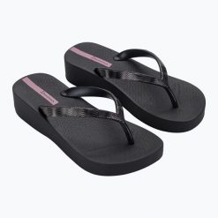 Japonki damskie Ipanema Mesh X Plat. Czarne klapki damskie Ipanema, bez wzorów, z meshu, bez obcasa, bez zapięcia. Za 79.99 zł.