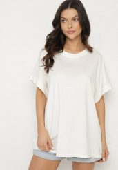 Biały T-shirt z Wiskozą o Kroju Nietoperza Tanariona. Białe t-shirty damskie Born2be, bez wzorów, z jeansu, bez kołnierzyka. Za 64.99 zł.