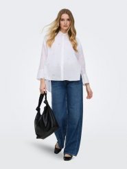 ONLY Koszula w kolorze białym rozmiar: M. Białe koszule damskie Only, m, bez wzorów, z bawełny, bez kołnierzyka, bez ramiączek. Za 104.99 zł.