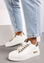 Białe Sneakersy na Grubej Podeszwie z Metalicznymi Wstawkami i Cyrkoniami Himaria. Białe obuwie sportowe damskie Born2be, z jeansu, bez zapięcia. Za 49.99 zł.