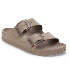 Unisex sandały Birkenstock Arizona Big Buckle EVA brązowe 1030389. Brązowe sandały damskie Birkenstock, bez wzorów, z materiału, bez obcasa, bez zapięcia. Za 329.40 zł.