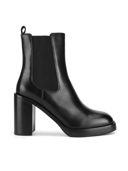 Gino Rossi Botki WGA3286-1Z Czarny. Czarne botki damskie Gino Rossi, ze skóry, bez obcasa, na słupku, bez zapięcia. Za 469.99 zł.