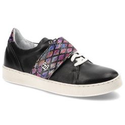 Czarne Sneakersy Simen Damskie Modne Półbuty. Czarne obuwie sportowe damskie Simen, na wiosnę, ze skóry, bez zapięcia, trekkingowe. Za 209.00 zł.