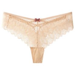 Figi koronkowe z kokardką na specjalne okazje Wita. Czerwone figi Intica, w ażurowe wzory, z koronki. Za 59.00 zł.