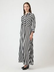 YAS Sukienka w kolorze biało-czarnym rozmiar: XS. Białe sukienki damskie YAS, bez wzorów, z wiskozy, klasyczne, bez ramiączek. Za 150.02 zł.