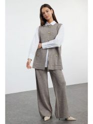 Trendyol 2-częściowy zestaw w kolorze szarym rozmiar: S. Szare spodnie materiałowe damskie Trendyol, bez wzorów, z materiału. Za 96.14 zł.