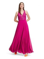 Vera Mont Sukienka w kolorze różowym rozmiar: 34. Różowe sukienki damskie Vera Mont, bez wzorów, z koronki, bez ramiączek. Za 527.45 zł.