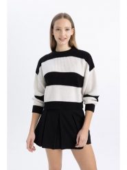 DeFacto Sweter w kolorze czarno-białym rozmiar: L. Białe swetry klasyczne damskie DeFacto, l, bez kołnierzyka. Za 86.99 zł.