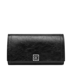 Portfel Calvin Klein. Czarne portfele damskie Calvin Klein, bez wzorów. Za 329.99 zł.