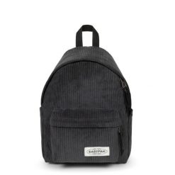 Plecak Eastpak Day Pak'r S. Czarne plecaki Eastpak, bez wzorów. Za 284.00 zł.