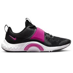Buty treningowe damskie Nike Renew Inseason TR 12. Czarne obuwie sportowe damskie Nike, z gumy, bez zapięcia, na fitness i siłownię. Za 516.00 zł.