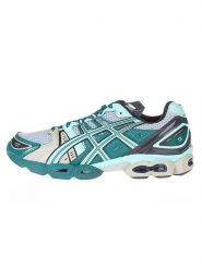 Asics Sneakersy ze wzorem rozmiar: 44. Obuwie sportowe damskie Asics, z materiału, bez zapięcia. Za 316.99 zł.