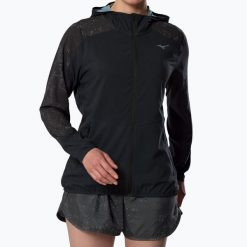 Kurtka do biegania damska Mizuno Active Alpha Hooded. Czarne kurtki damskie Mizuno, bez wzorów, bez kaptura. Za 349.99 zł.