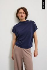 Bluza z dodatkiem modalu granatowa. Bluzy damskie MOODO, l, bez wzorów, z elastanu, bez kaptura. Za 99.99 zł.