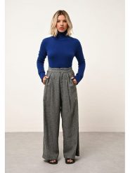 Just Cashmere Kaszmirowy golf "Lexie" w kolorze niebieskim rozmiar: L. Niebieskie golfy damskie Just Cashmere, l, bez wzorów, z kaszmiru, bez ramiączek. Za 269.18 zł.