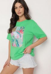Zielony Bawełniany T-shirt z Ozdobnym Nadrukiem Delmari. Zielone t-shirty damskie Born2be, m, bez wzorów, z bawełny, bez kołnierzyka. Za 34.99 zł.