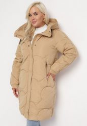 Beżowa Pikowana Kurtka z Kapturem Fariana. Brązowe kurtki damskie Born2be, xl, bez wzorów, z kapturem. Za 339.99 zł.