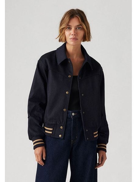 Levi's Kurtka koszulowa w kolorze granatowym rozmiar: M. Niebieskie kurtki damskie Levi's, m, bez wzorów, z bawełny, bez kaptura. Za 296.56 zł.