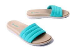 INBLU SF-03 094 lazurowy, klapki damskie. Zielone klapki damskie Inblu, bez wzorów, z materiału, bez obcasa, bez zapięcia. Za 58.79 zł.