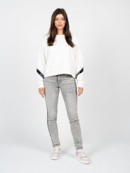 Guess Jeansy "Skinny Mid" | W2BAJ3D4TA1 | Kobieta | Szary. Szare jeansy damskie Guess, z aplikacjami, z bawełny. W wyprzedaży za 289.00 zł.