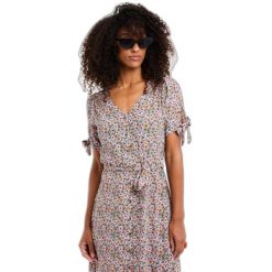 Sukienka damska Protest Prtbanda. Czerwone sukienki damskie Protest, bez wzorów, sportowe, bez ramiączek. Za 350.50 zł.