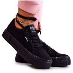 Tenisówki Na Platformie Lee Cooper LCW-22-31-0885L Czarne. Czarne trampki damskie bez wzorów, z materiału, bez zapięcia. Za 197.76 zł.