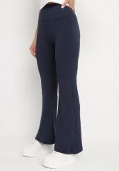 Granatowe Spodnie Legginsy Typu Dzwony z Wysokim Stanem Melonell. Niebieskie legginsy damskie Born2be, m, bez wzorów, z jeansu. Za 49.99 zł.