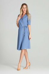 Kopertowa Sukienka z Krótkim Rękawem - Niebieska. Niebieskie sukienki damskie Figl, bez wzorów, z materiału, wizytowe, bez ramiączek. Za 319.00 zł.