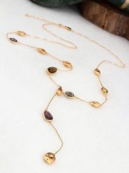 Pierres de Jade Pozłacany naszyjnik z elementami ozdobnymi - dł. 50 cm rozmiar: onesize. Brązowe naszyjniki damskie Pierres de Jade, z cyrkonią, pozłacane. Za 113.99 zł.