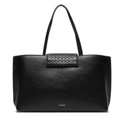 Torebka Calvin Klein. Czarne shopper bag Calvin Klein, bez dodatków. Za 889.99 zł.