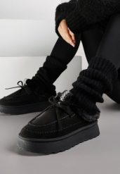 Czarne Rustykalne Śniegowce z Niską Cholewką Zdobione Futrem i Kokardą Tuspena. Czarne śniegowce damskie Renee, z dzianiny, przed kostkę. Za 99.99 zł.