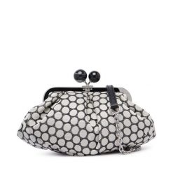 Torebka Weekend Max Mara. Czarne torebki wieczorowe damskie Weekend Max Mara, bez wzorów, bez dodatków. Za 2,439.00 zł.