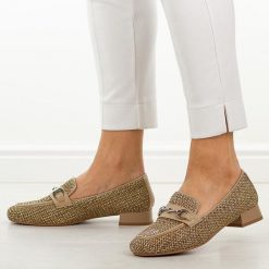 Brązowe półbuty damskie, mokasyny M.Daszyński Sa268-6. Brązowe mokasyny damskie M.Daszyński, na jesień, z jeansu, bez obcasa. W wyprzedaży za 179.10 zł.