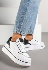 Biało-Czarne Sneakersy na Grubej Podeszwie z Napisem i Brokatem Odivena. Białe obuwie sportowe damskie Born2be, z jeansu, bez zapięcia. Za 89.99 zł.
