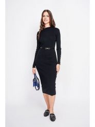 ASSUILI Sukienka dzianinowa w kolorze czarnym rozmiar: 42. Czarne sukienki damskie Assuili, bez wzorów, z dzianiny, klasyczne, bez ramiączek. Za 134.85 zł.