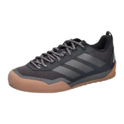 Damskie buty trekkingowe adidas Terrex Skychaser Solo. Czarne obuwie trekkingowe damskie Adidas, bez zapięcia. Za 500.00 zł.