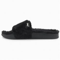 Klapki damskie Puma Leadcat 20 Ylm. Czarne klapki damskie Puma, bez wzorów, z materiału, bez obcasa, bez zapięcia. Za 298.00 zł.