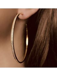 Les Petites Précieuses Pozłacane kolczyki-kreole z cyrkoniami rozmiar: onesize. Żółte kolczyki damskie Les Petites Précieuses, z cyrkonią, pozłacane. Za 295.45 zł.