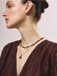 Zestaw naszyjników z koralikami - wielobarwny. Naszyjniki damskie Reserved. Za 69.99 zł.