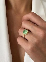 Les Petites Précieuses Pozłacany pierścionek z ametystem rozmiar: 54. Zielone pierścionki damskie Les Petites Précieuses, z ametystem, pozłacane. Za 205.45 zł.