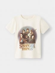 NAME IT T-Shirt STRANGER THINGS 13227698 Biały Regular Fit. Białe t-shirty i koszulki chłopięce Name it, bez wzorów, z bawełny, bez kołnierzyka, bez ramiączek. Za 59.99 zł.